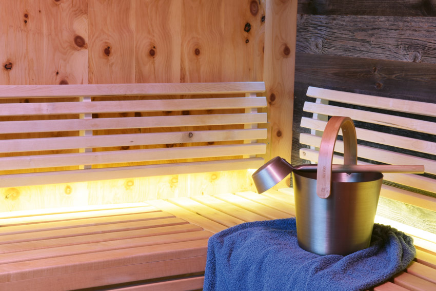Exklusive Panoramasauna mit Blick auf die Berge